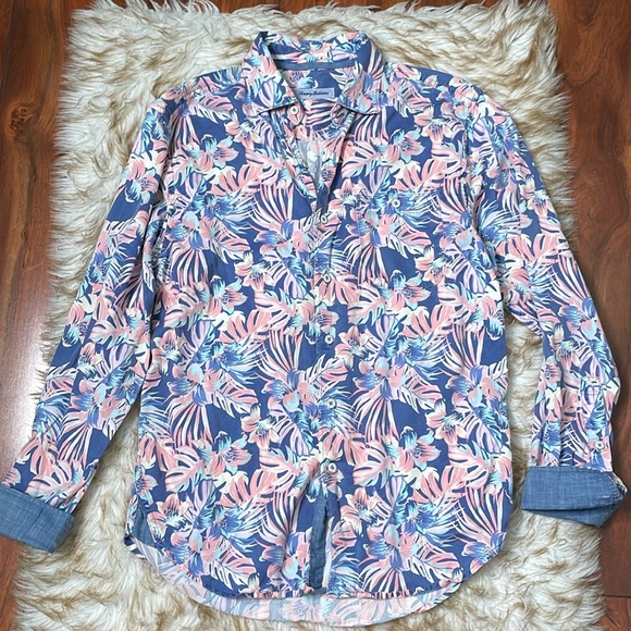 Tommy Bahama men’s Canyon Beach Rustic Blooms button up shirt - Picture 3 of 8